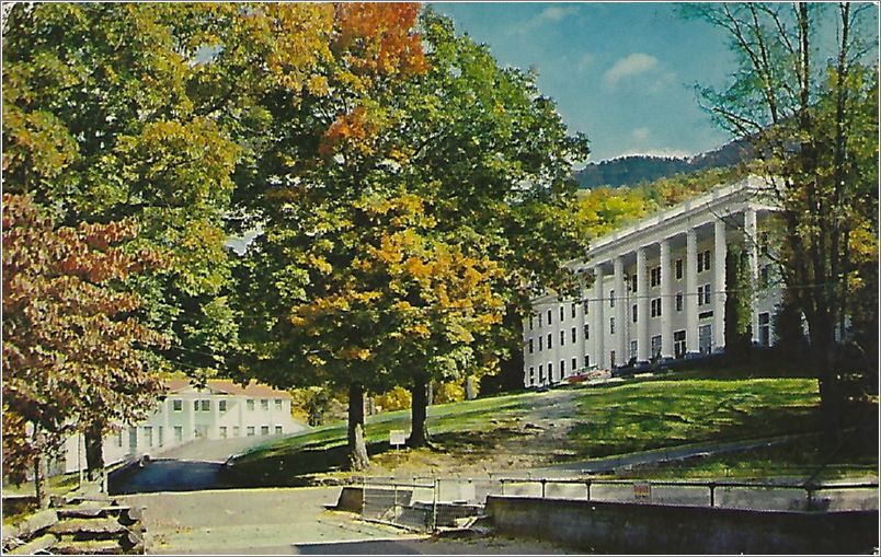 Robert E Lee Hall and College Hall, Blue Ridge, North Carolina apckbm02a03-f