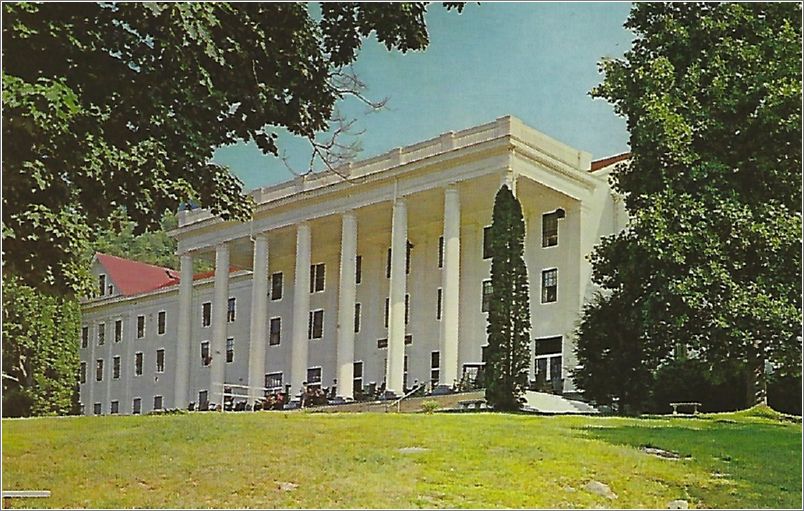 Robert E Lee Hall ck018231a01-f