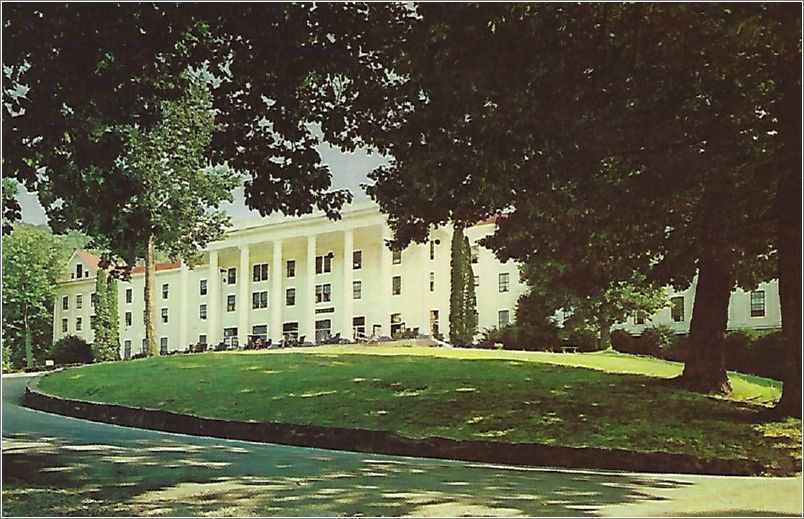 Robert E Lee Hall ck018238b01-f