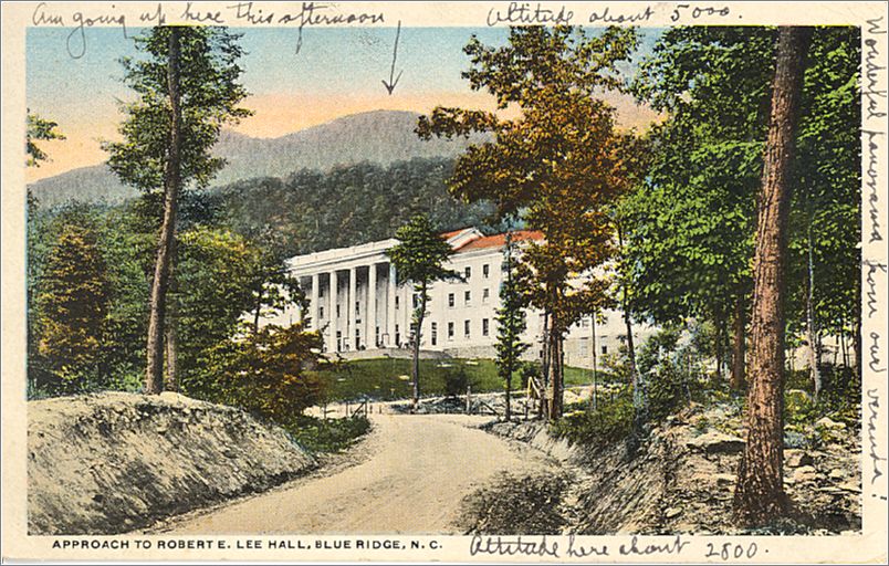 Approach to Robert E Lee Hall, Blue Ridge NC spc0b474a03-f