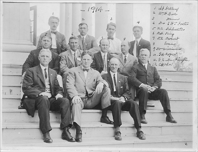 Southern Summer School Faculty, Black Mountain NC Blue Ridge 1914 (handwritten on back) (people identified on front) x14-groups-03a