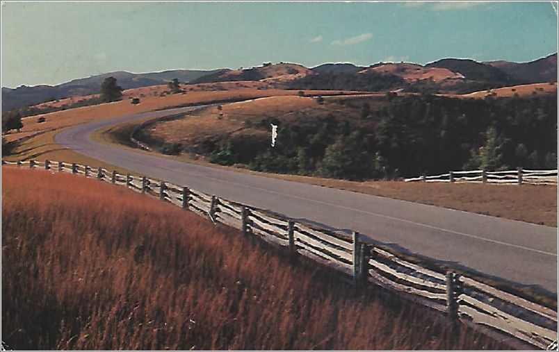 Blue Ridge Parkway at Doughton Park, Western North Carolina x19-hmp017259a01-f